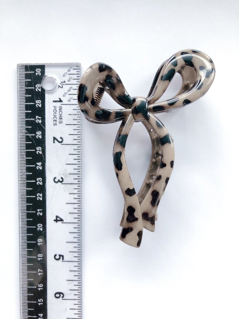 5/$20 Bow Claw Clip Hair Clip Accessory - Picture 2 of 5